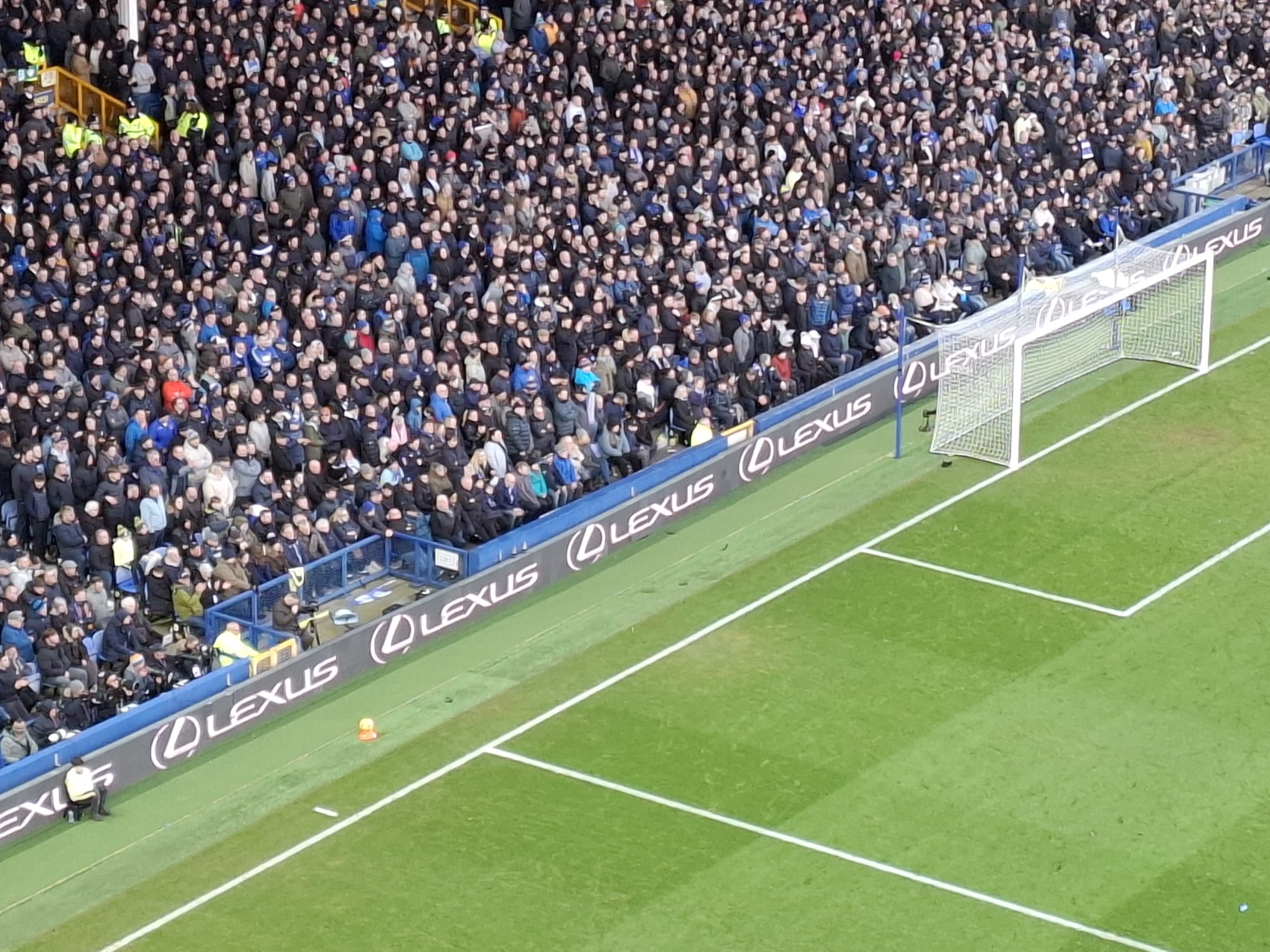 Lexus advertising at Goodison Park